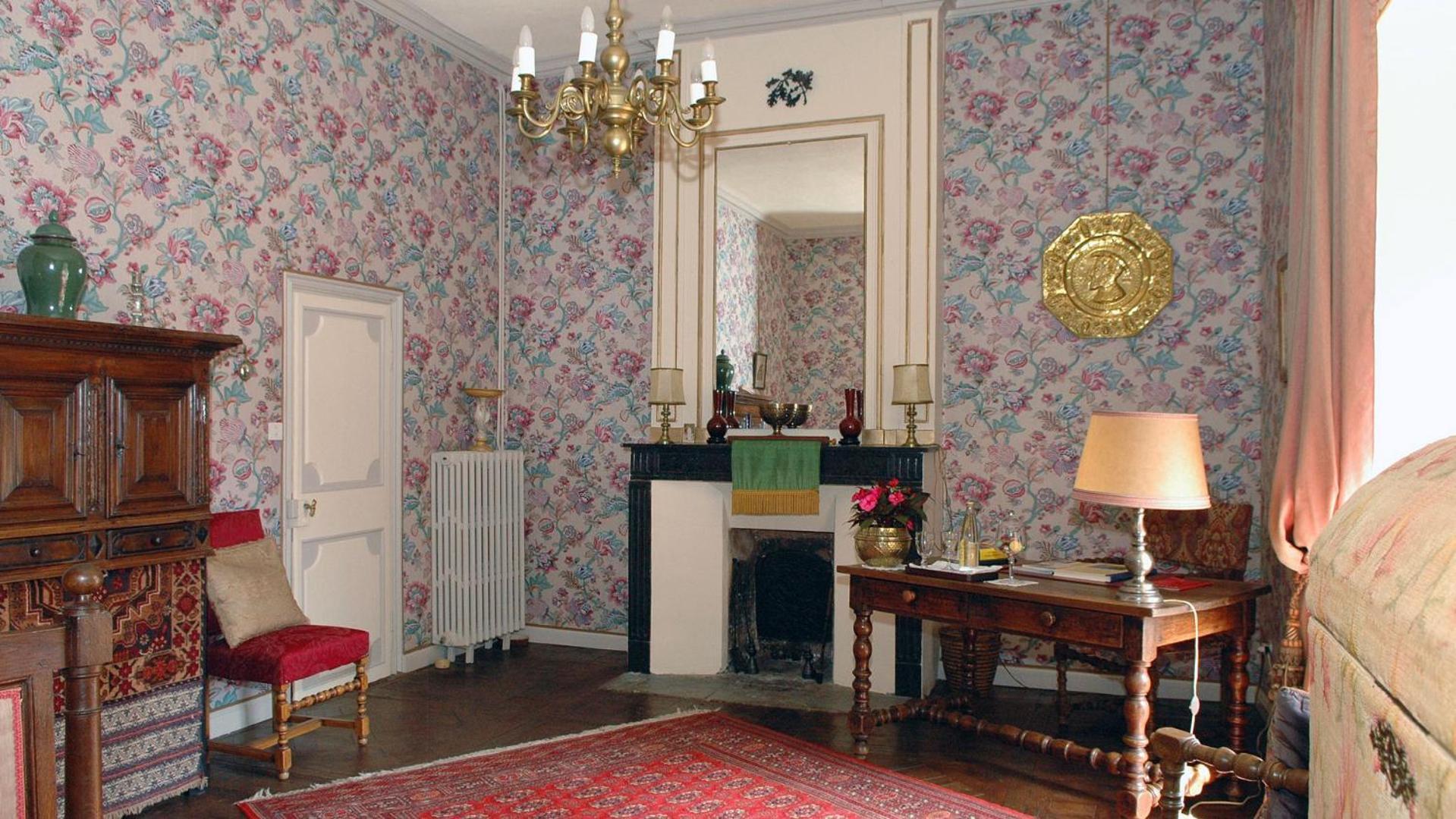 Chateau Royal De Saint-Saturnin ภายนอก รูปภาพ